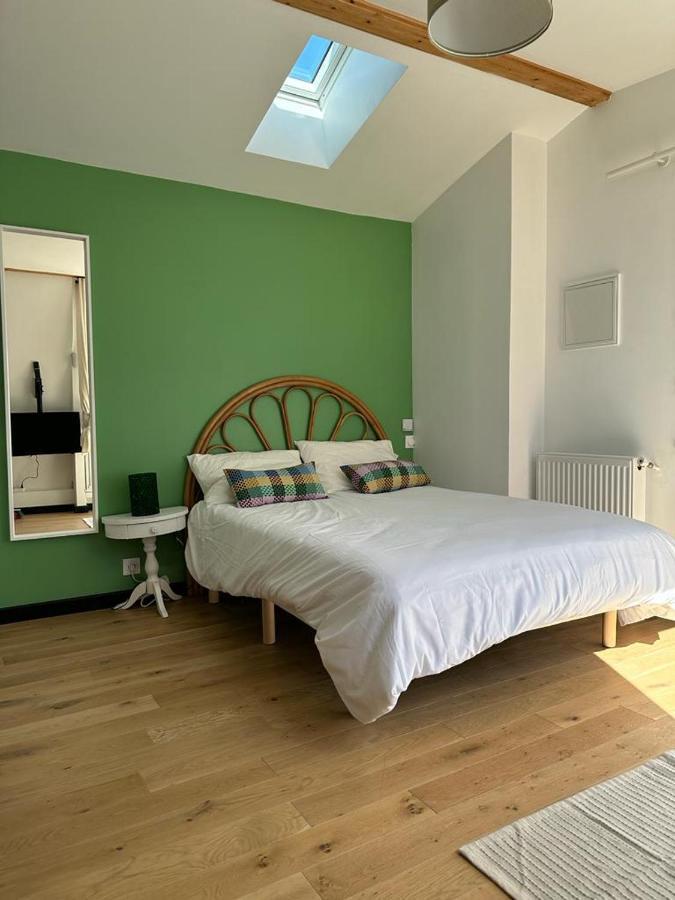 Green&Purple Studio 24-24 Access Буа-Коломб Экстерьер фото